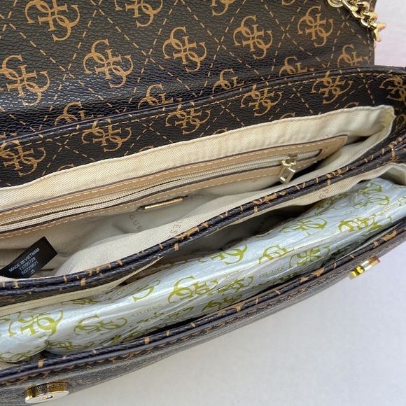 New GUESS Downtown Cool Convertible Crossbody - Picture 7 of 11